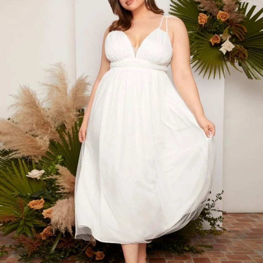 Belle Plus Dobby Mesh Hem Wedding Dress